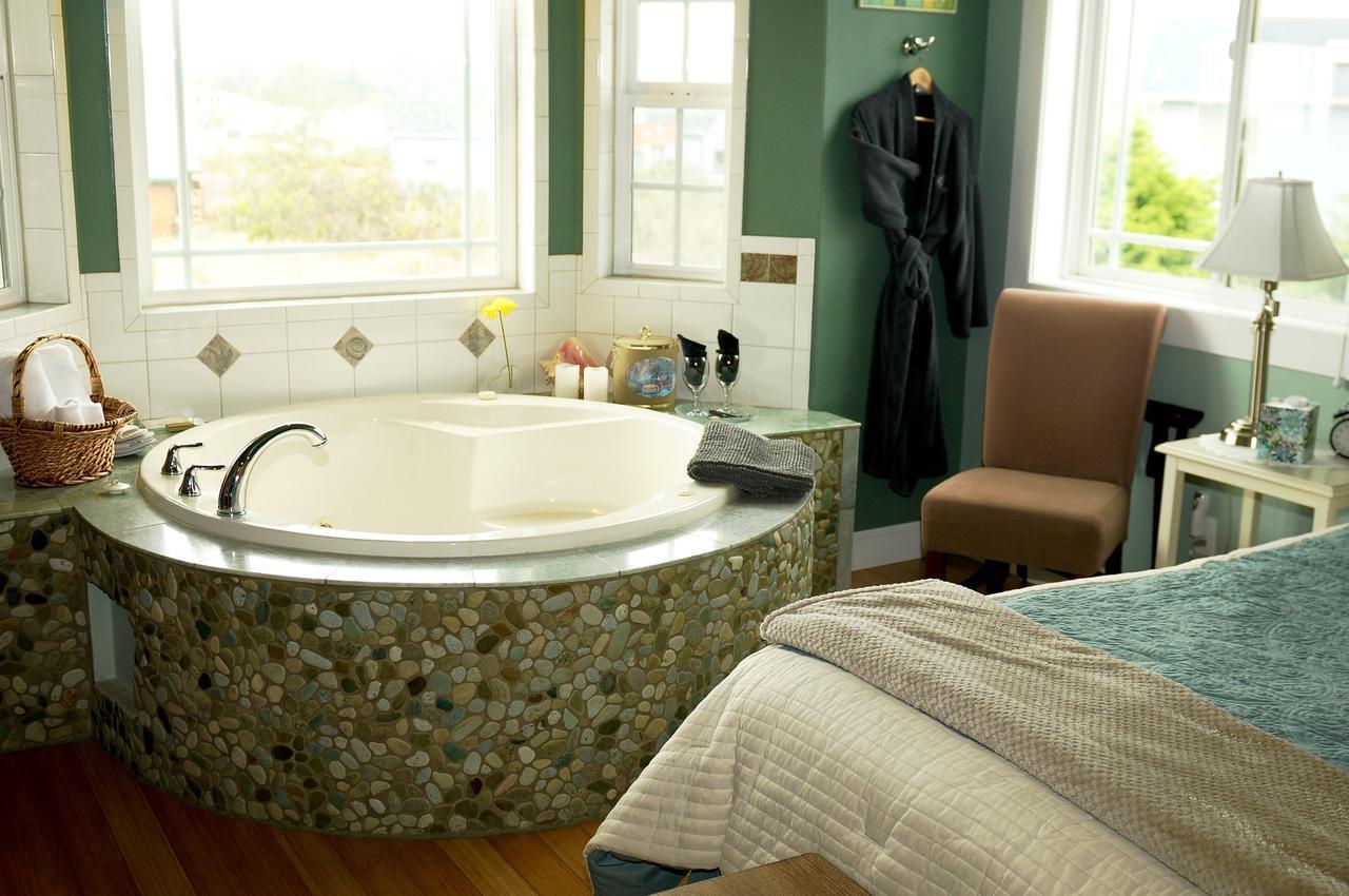 Collins Inn & Seaside Cottages (Adults Only) Ocean Shores Dış mekan fotoğraf
