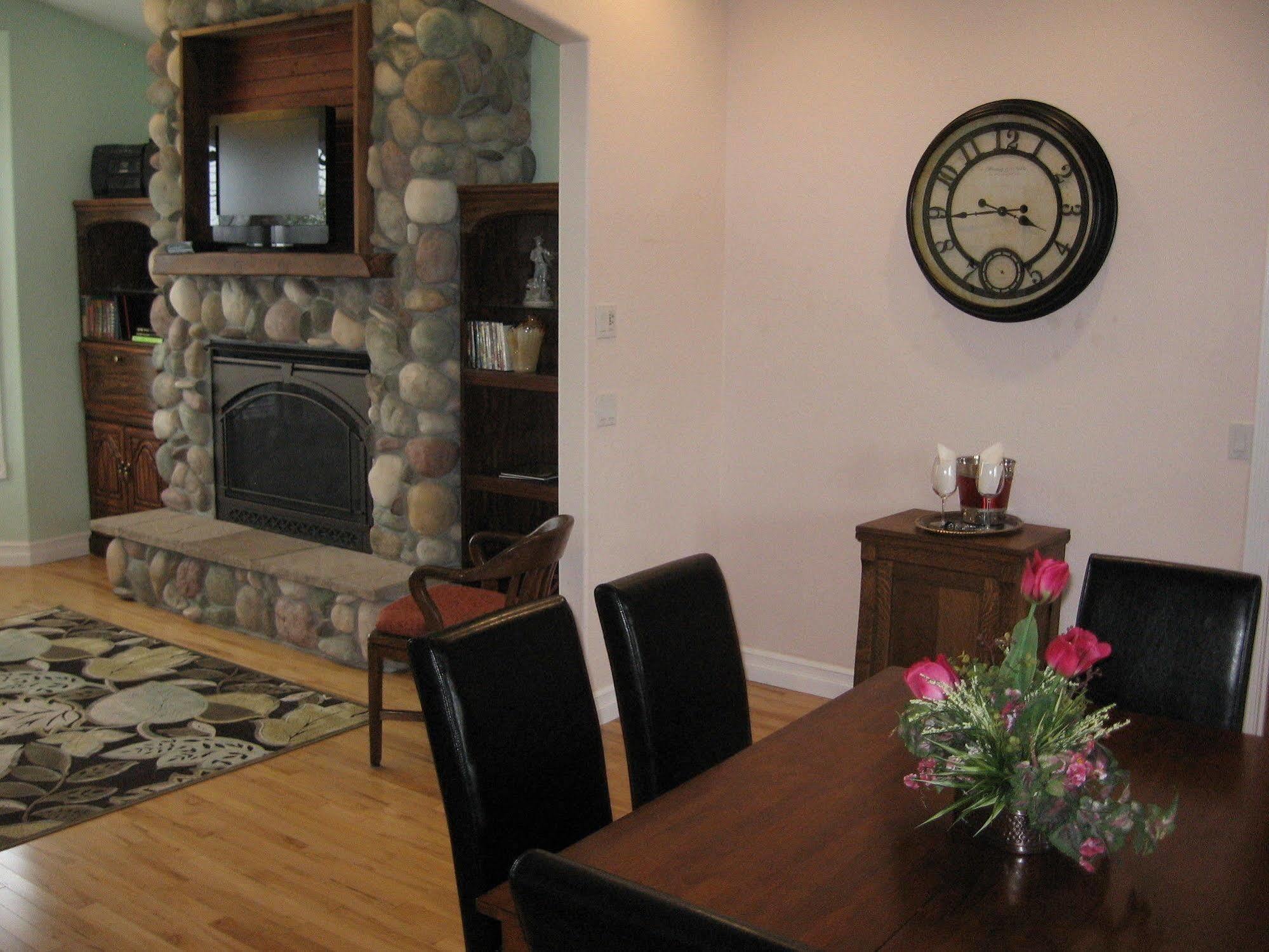 Collins Inn & Seaside Cottages (Adults Only) Ocean Shores Dış mekan fotoğraf